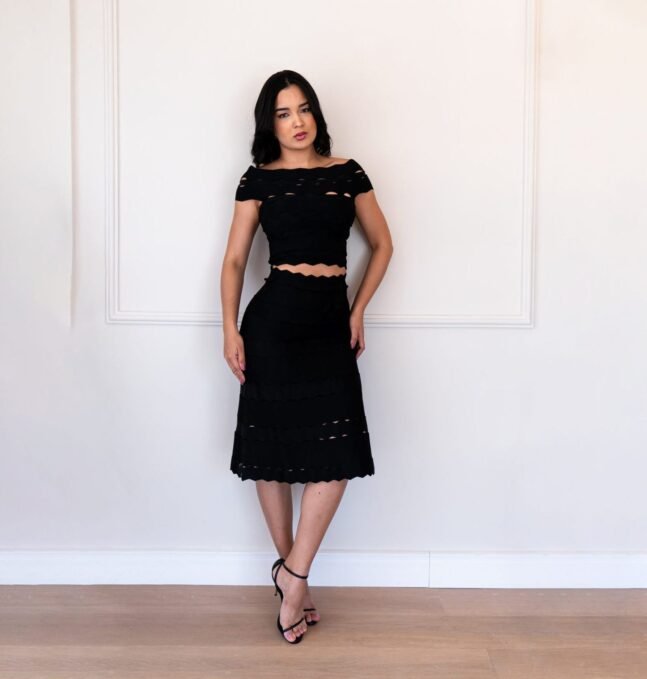 Saia Midi Evasê Malu Preto