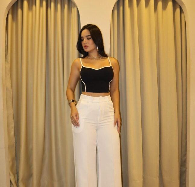 Cropped Cacau Preto